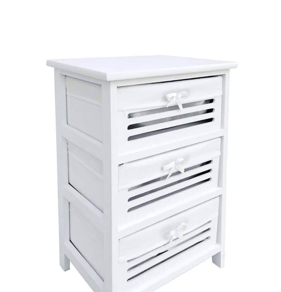 Cassettiera in legno bianca con volantini decorativi e maniglie a fiocco, stile shabby chic.