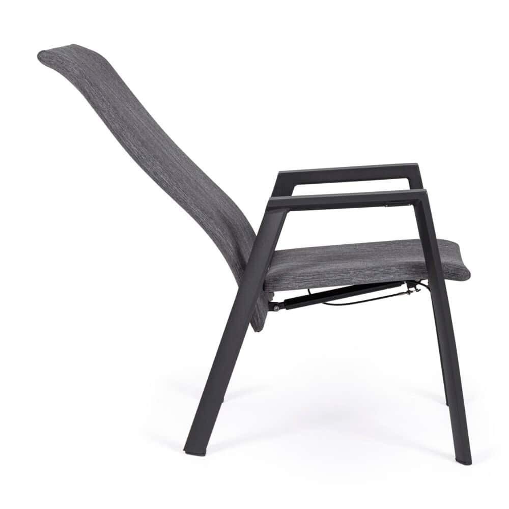 Sedia ergonomica con struttura in metallo e seduta in tessuto grigio, ideale per ufficio e casa.