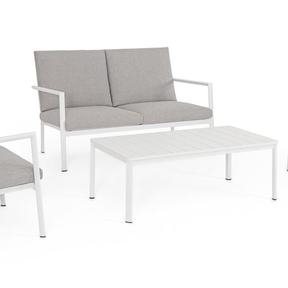 Arredi da esterno in bianco e grigio.