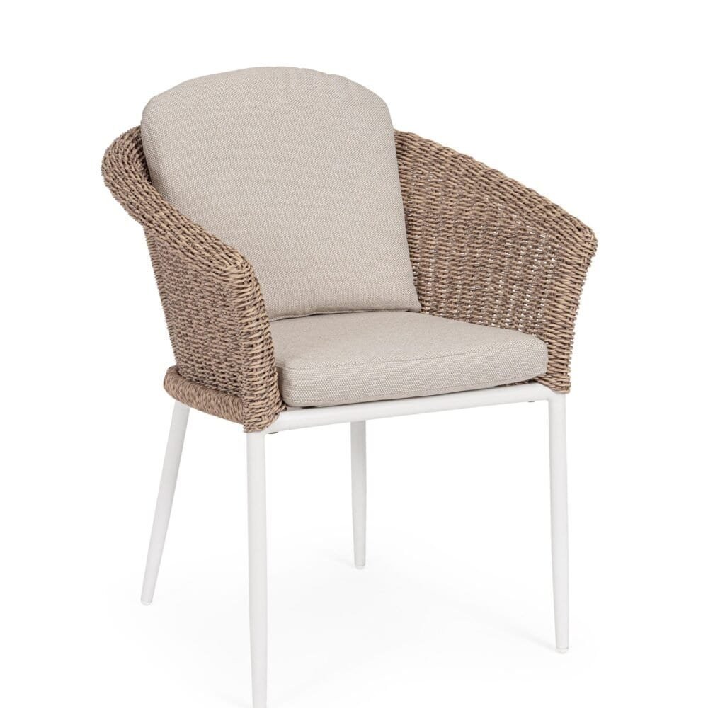 Sedia da giardino in rattan e tessuto, design raffinato per spazi outdoor e interni.