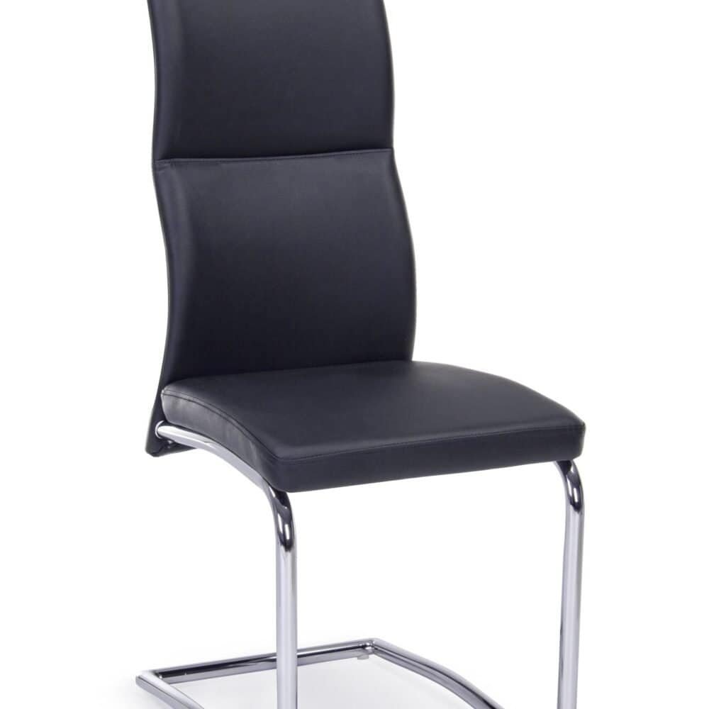 Sedia da ufficio elegante con rivestimento in pelle nera e struttura in metallo cromato.