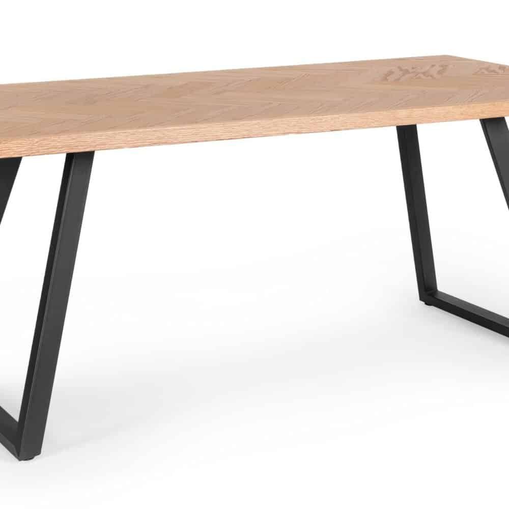 Tavolo in legno naturale e moderni piedini neri, design elegante e funzionale per la casa e l'ufficio.