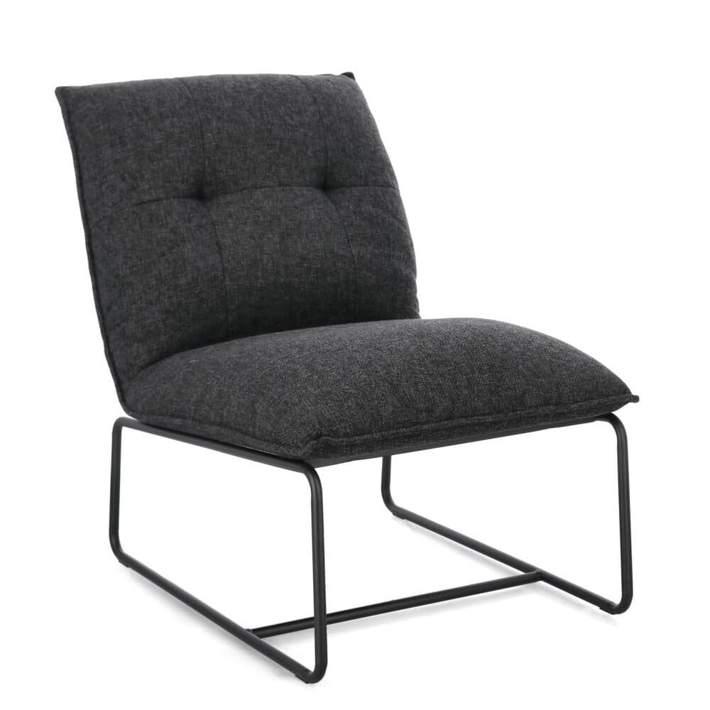 Sedia design elegante con struttura in metallo nero e imbottitura spaziosa, perfetta per living o ufficio.