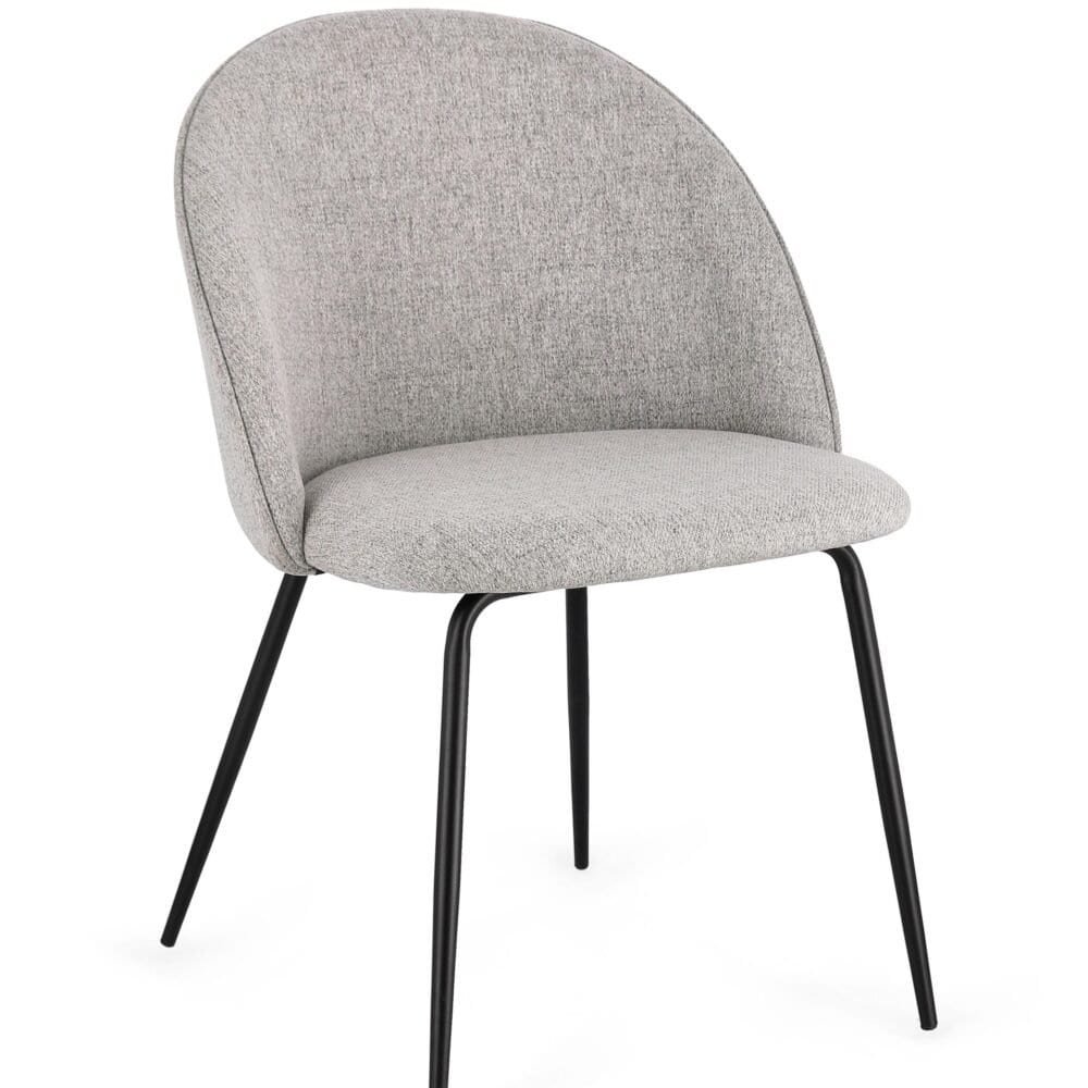 Sedia moderna con rivestimento tessile grigio chiaro e gambe nere in metallo. Perfetta per l’arredo contemporaneo.