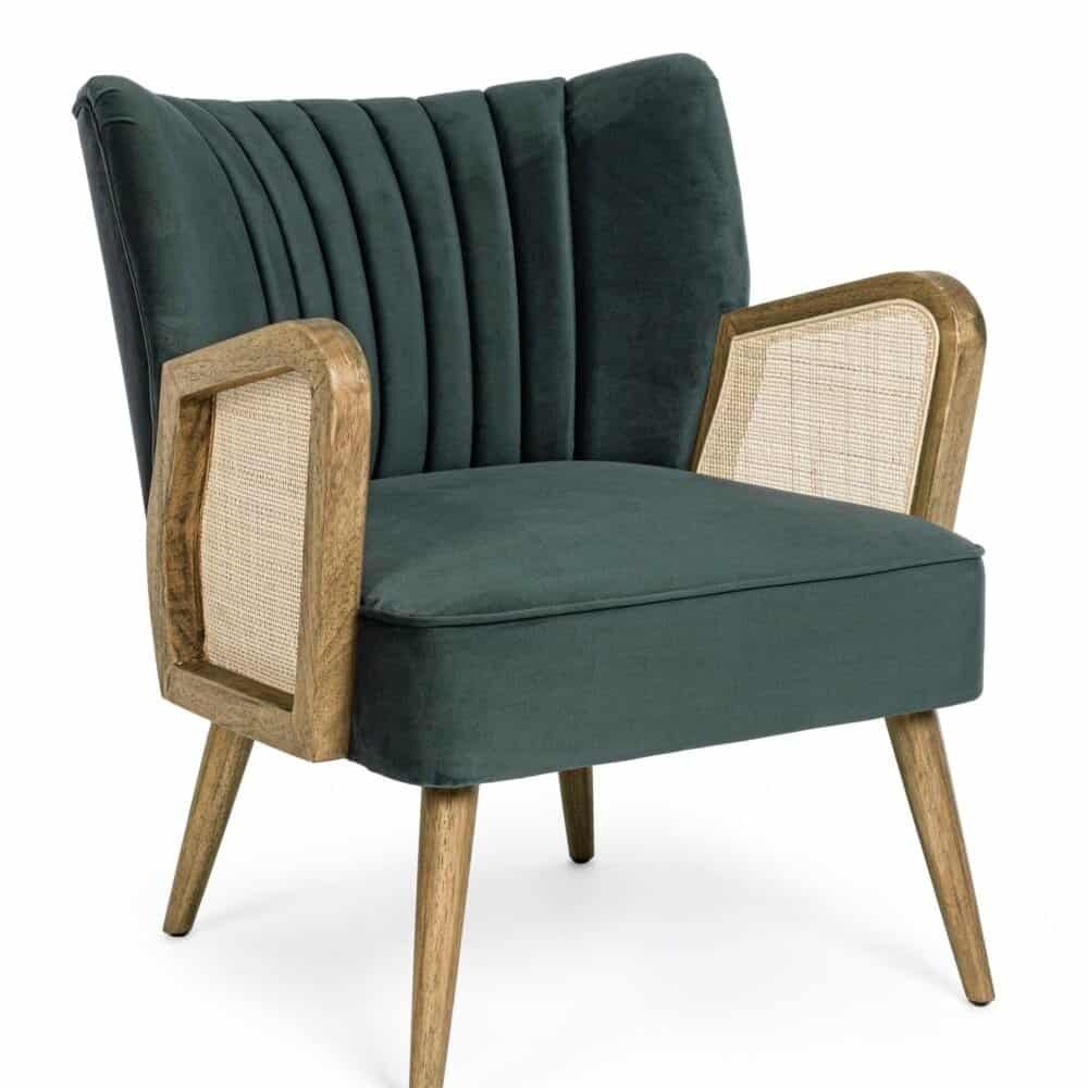 Poltrona vintage in velluto verde scuro, struttura in legno, stile retrò, con seduta accogliente e design elegante.