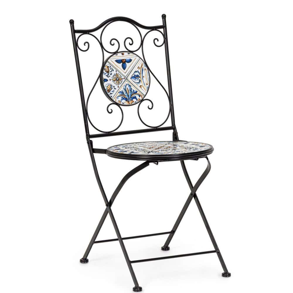 Sedia in ferro battuto con piastrelle decorate, design elegante e resistenti, perfetta per interni ed esterni.