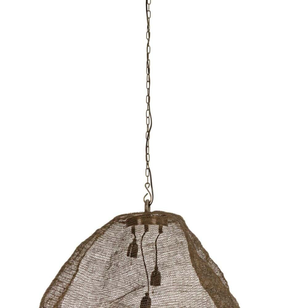 Lampada sospensione in stile vintage con paralume in rete metallica, perfetta per arredamento industriale e rustico.