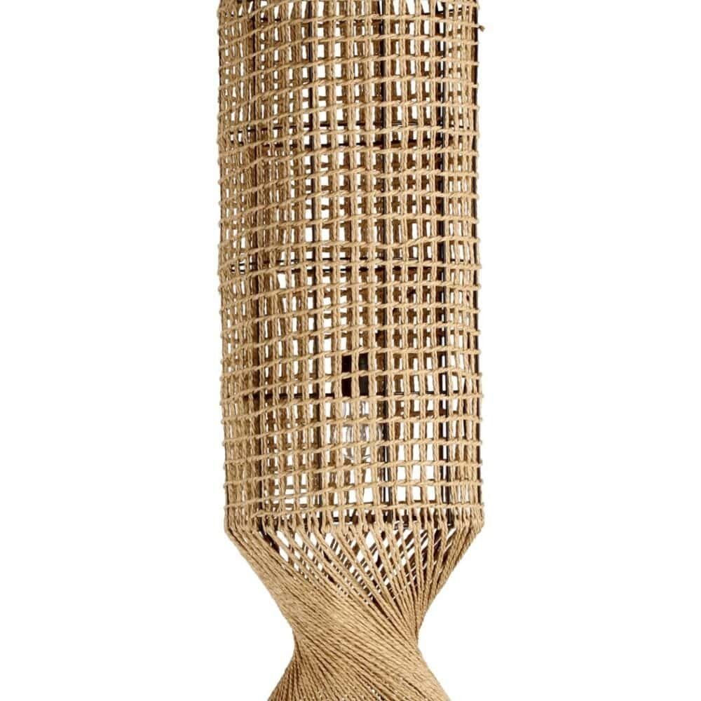 Lampada pendente in rattan naturale per interni moderni e di tendenza.
