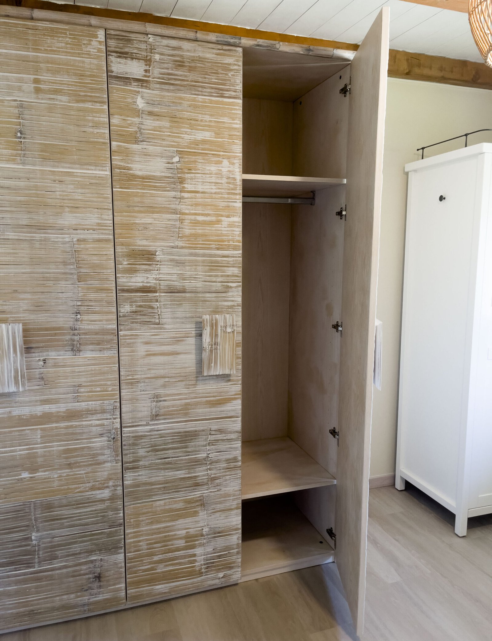 Armadio 4 ante battenti in crash bambù