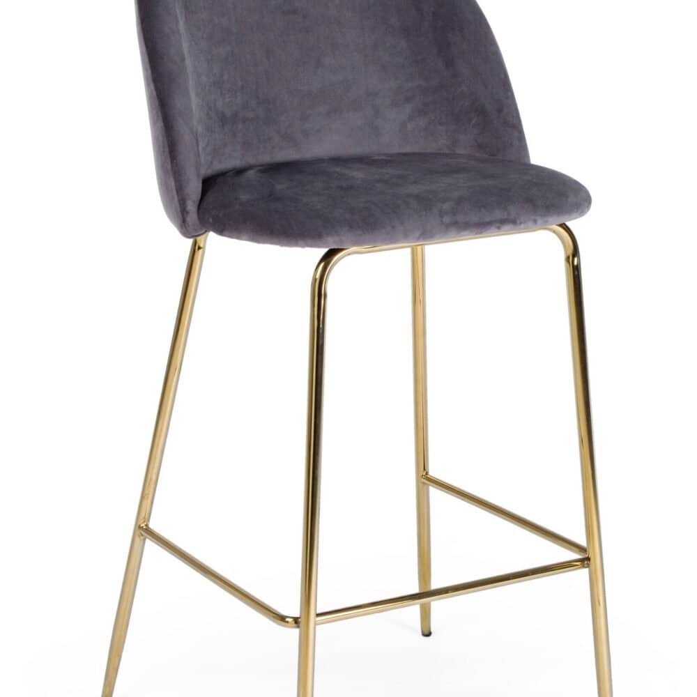 Sedie da bar con schienale imbottito e gambe in metallo dorato, stile contemporaneo.