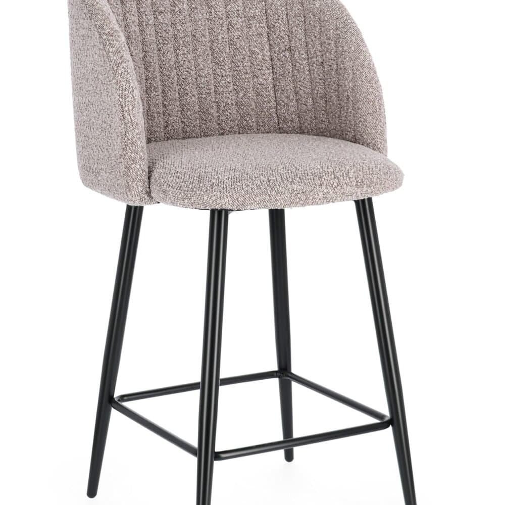 Seduta imbottita con rivestimento morbido e struttura in metallo nera.