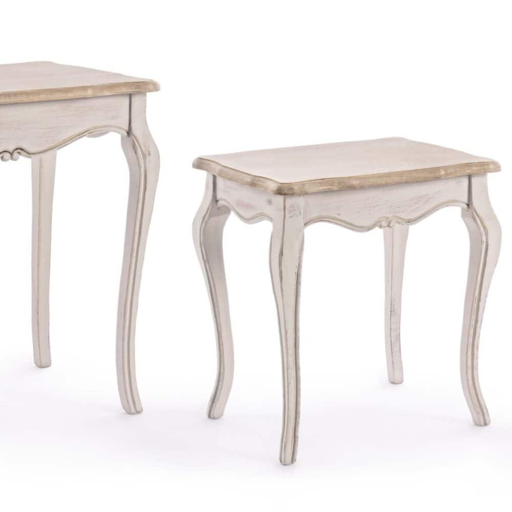 Tavoli in stile vintage shabby chic in diverse dimensioni, perfetti per arredi eleganti e romantici.